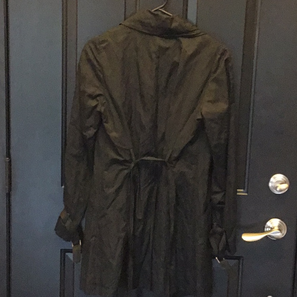 Tahari over jacket - Picture 4 of 4